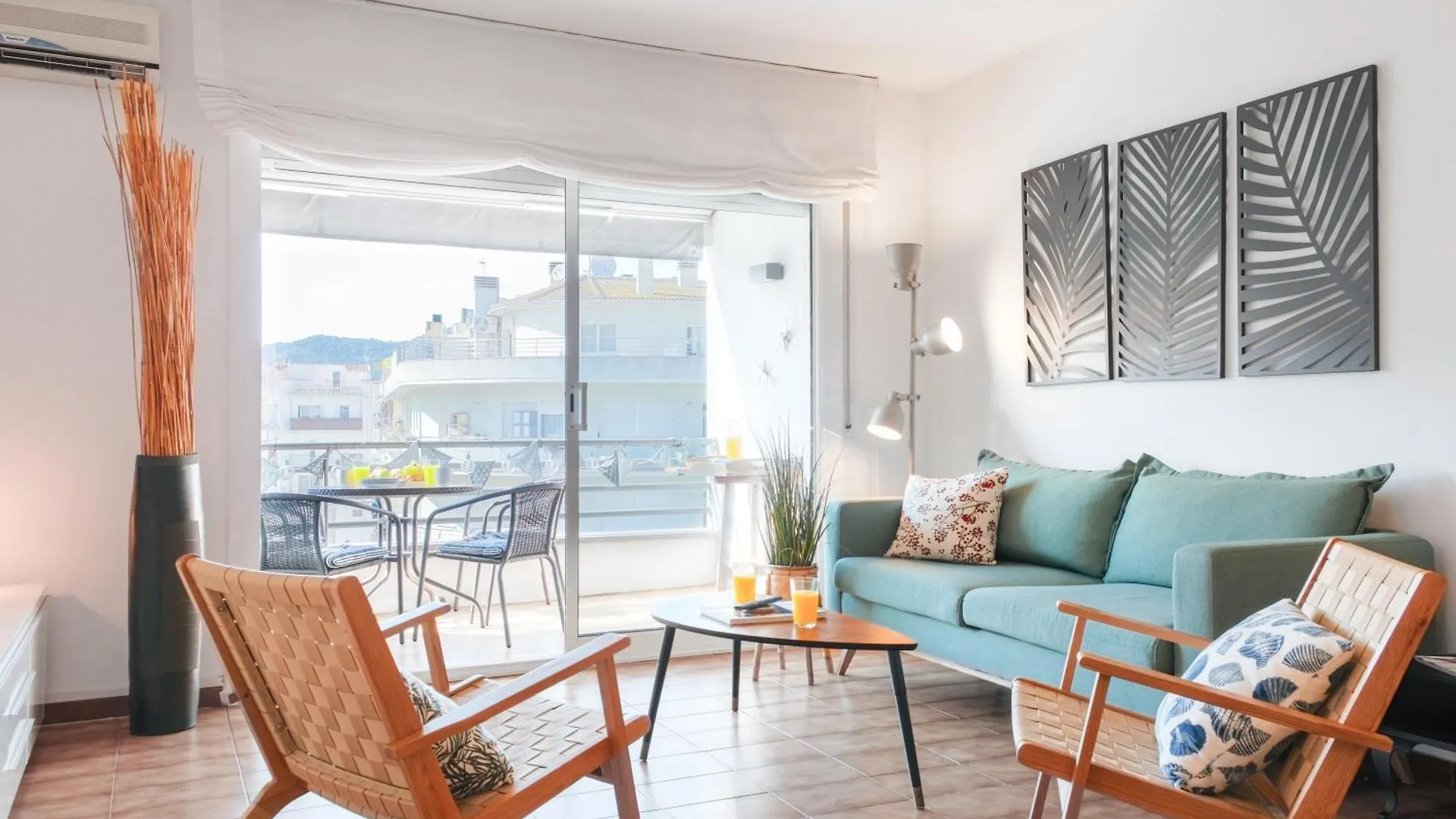 Lets Holidays Apartment Commercial Area 또사데마르 스페인