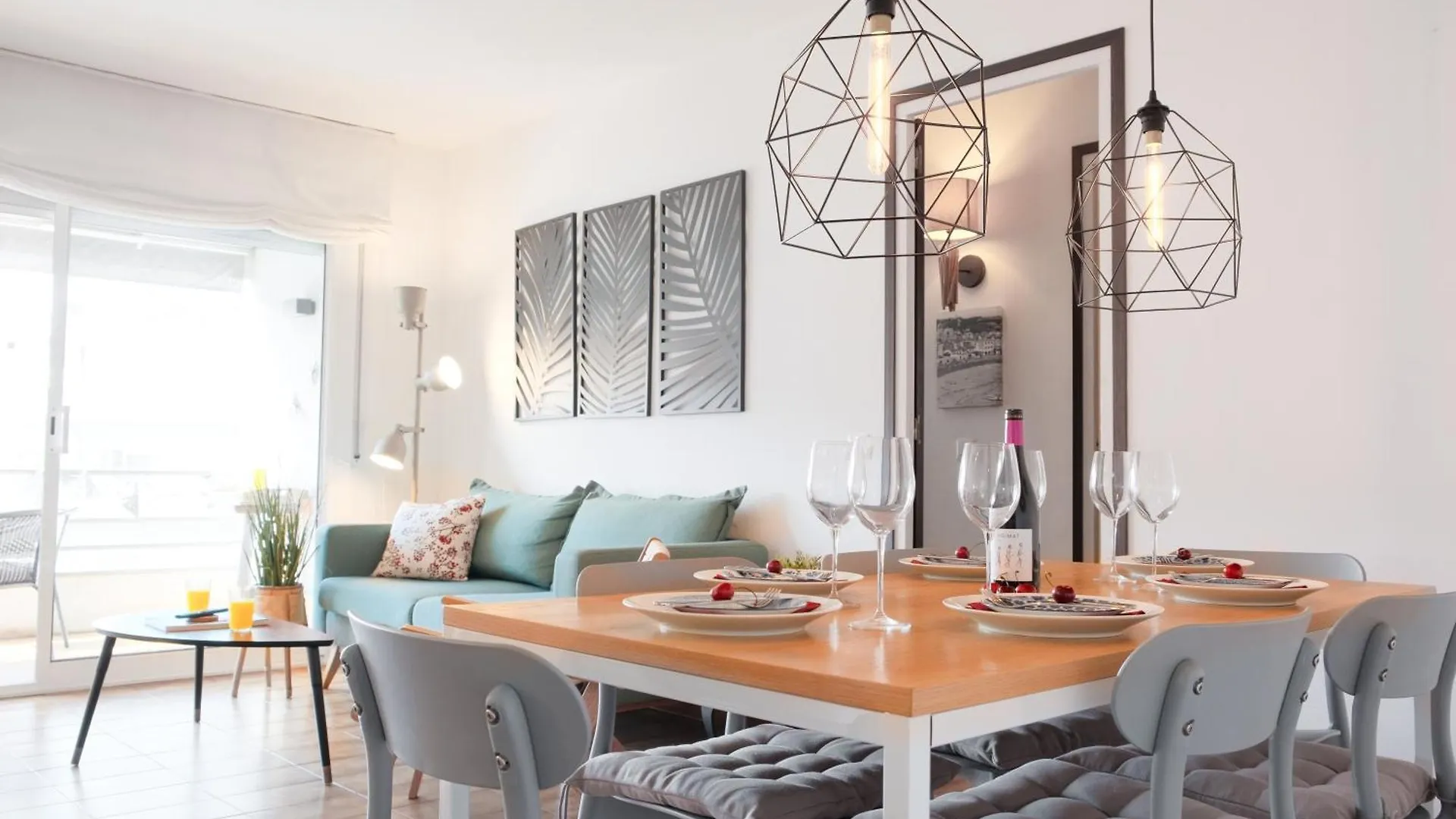 Lets Holidays Apartment Commercial Area 또사데마르 0*,